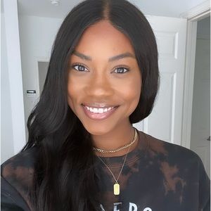 Meet your Posher, Latorri